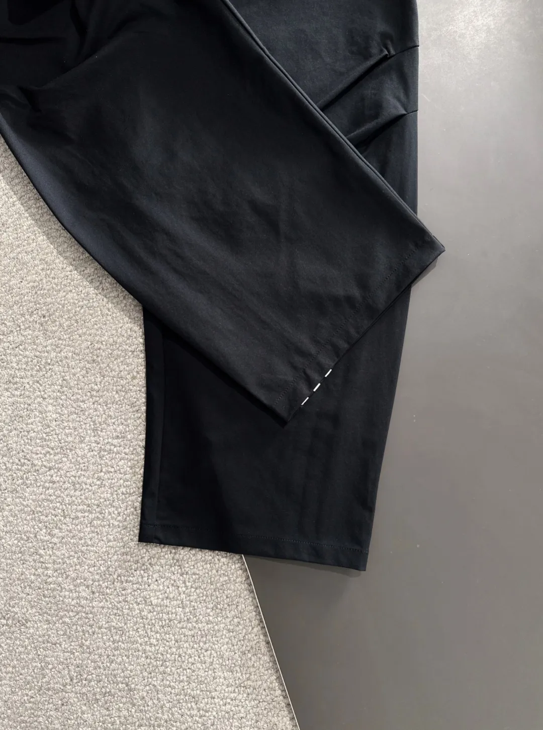 Shipped next day P195 Balenciaga 2026 Summer New Arrival elastic band casual pants, counter-customized fabrics, Breathable, high comfort, impeccable details, brand element design concept, reflecting high quality. It feels delicate and soft! It presents a casual cut and the upper body shape is great! Sizes:S-3XL